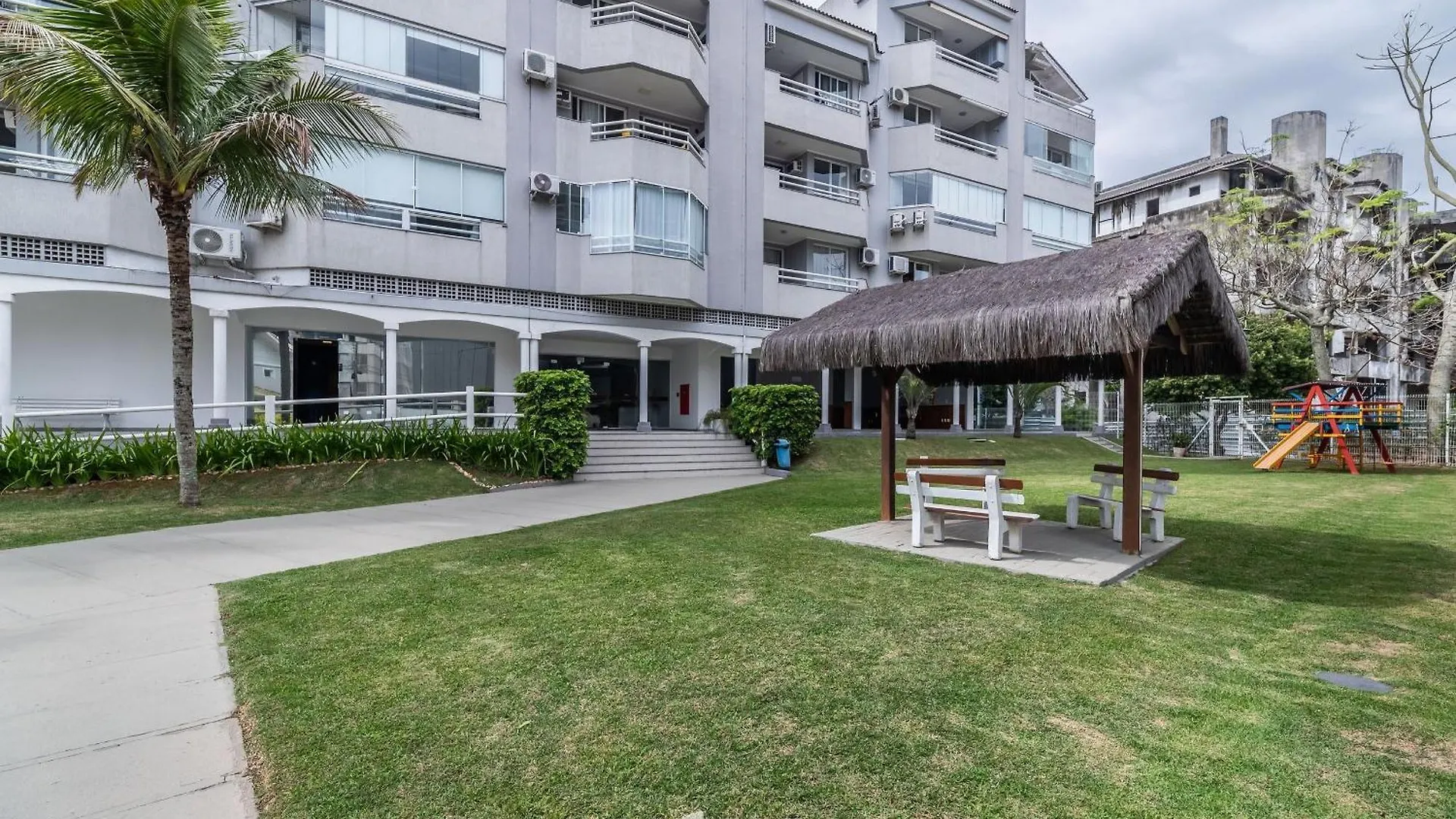 Apto Moderno E Confortavel Perto Da Praia Jsr112 Florianopolis Apartment